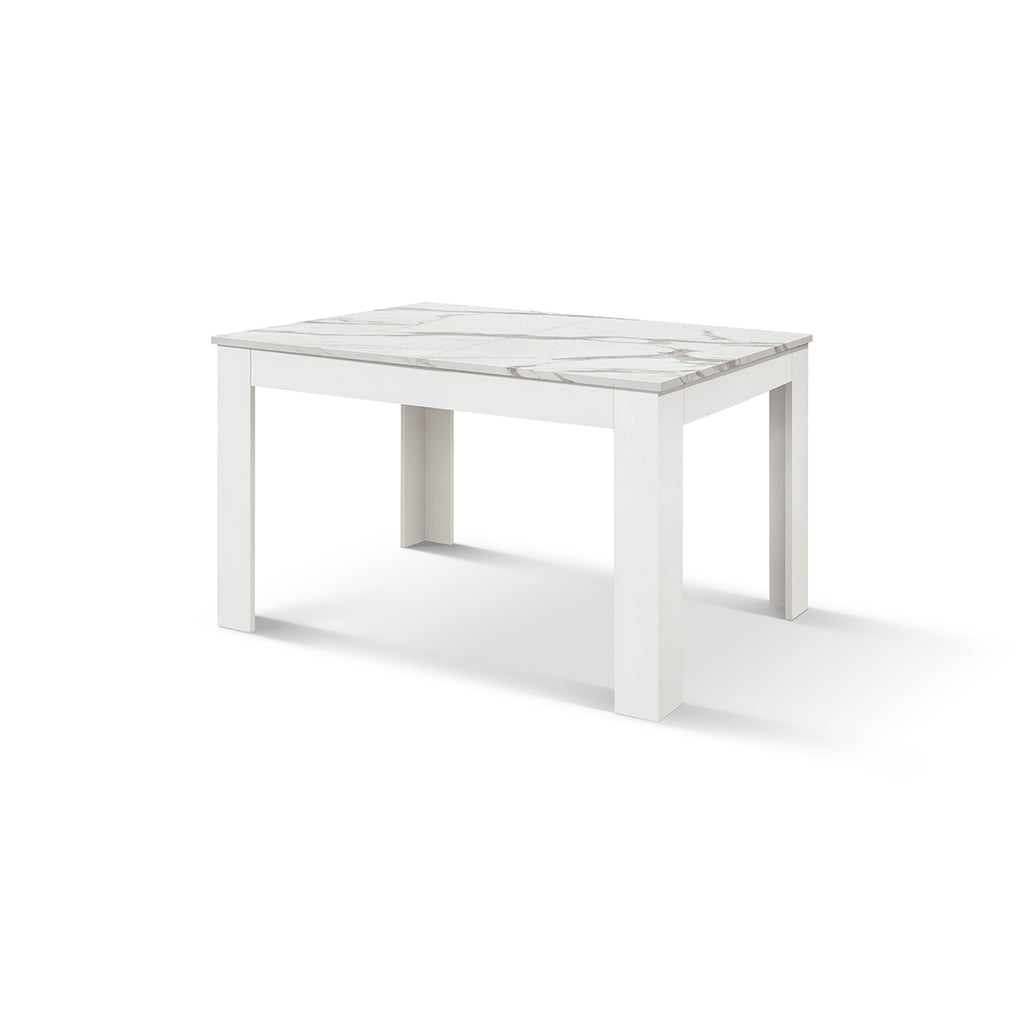 Tavolo Allungabile Minerva, vista di tre quarti con piano in marmo bianco statuario e gambe in legno bianco