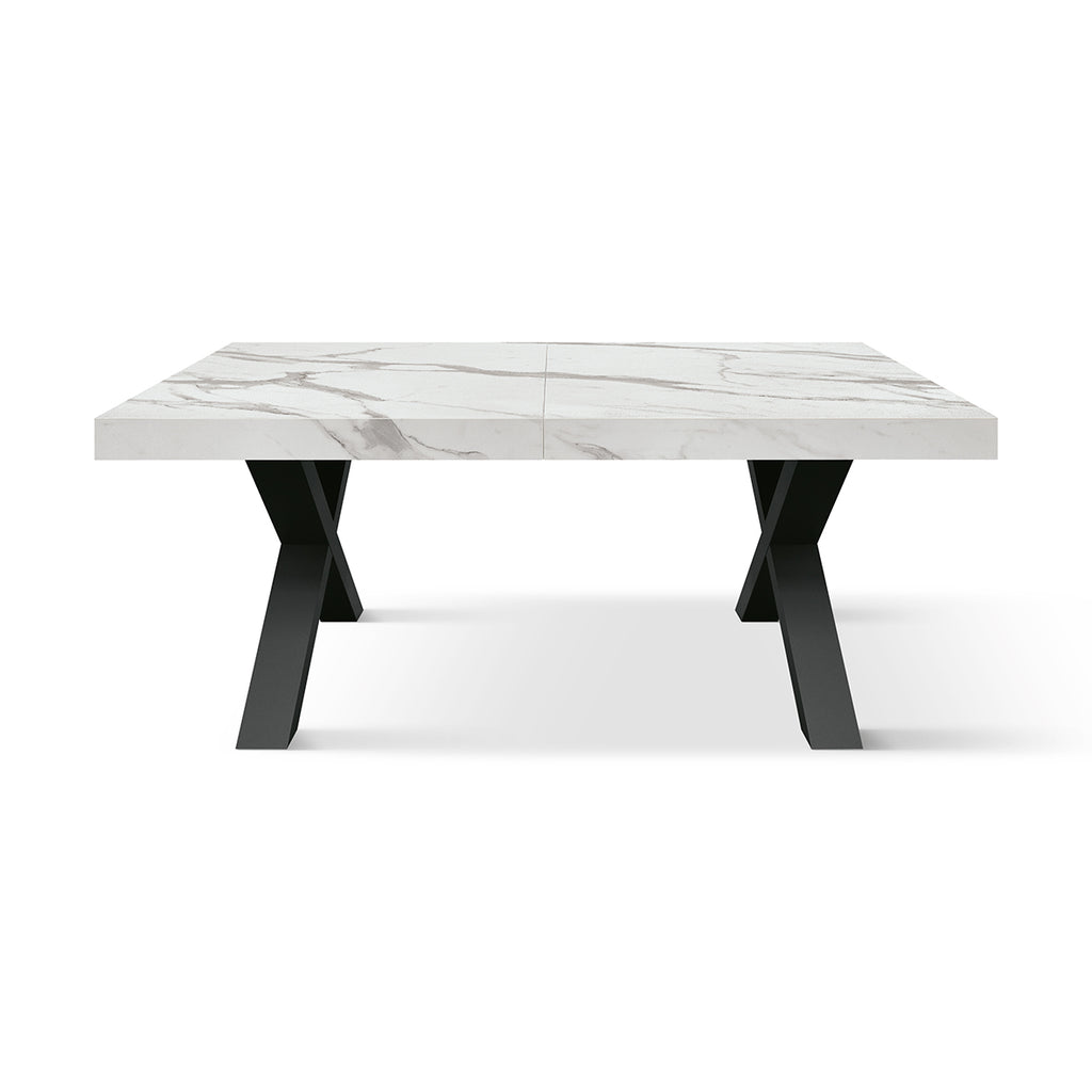 Tavolo Allungabile Andromeda, vista frontale da chiuso con piano in ceramica marmo bianco Statuario e base a X nera