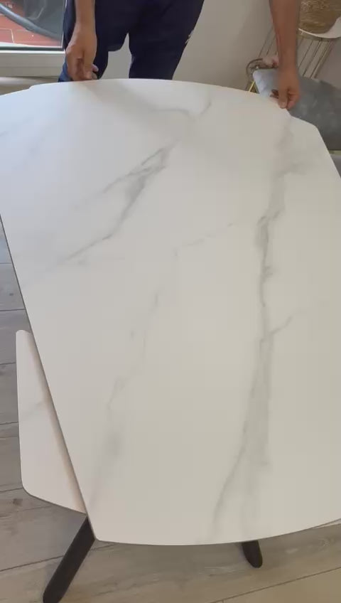 Ausziehbarer runder Tisch Lyra – Keramik Bianco Statuario und Schwarz